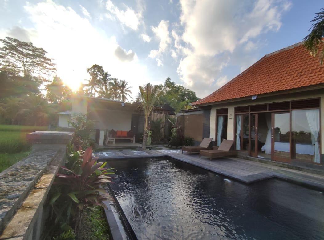 Anggarakasih Ubud Villa מראה חיצוני תמונה