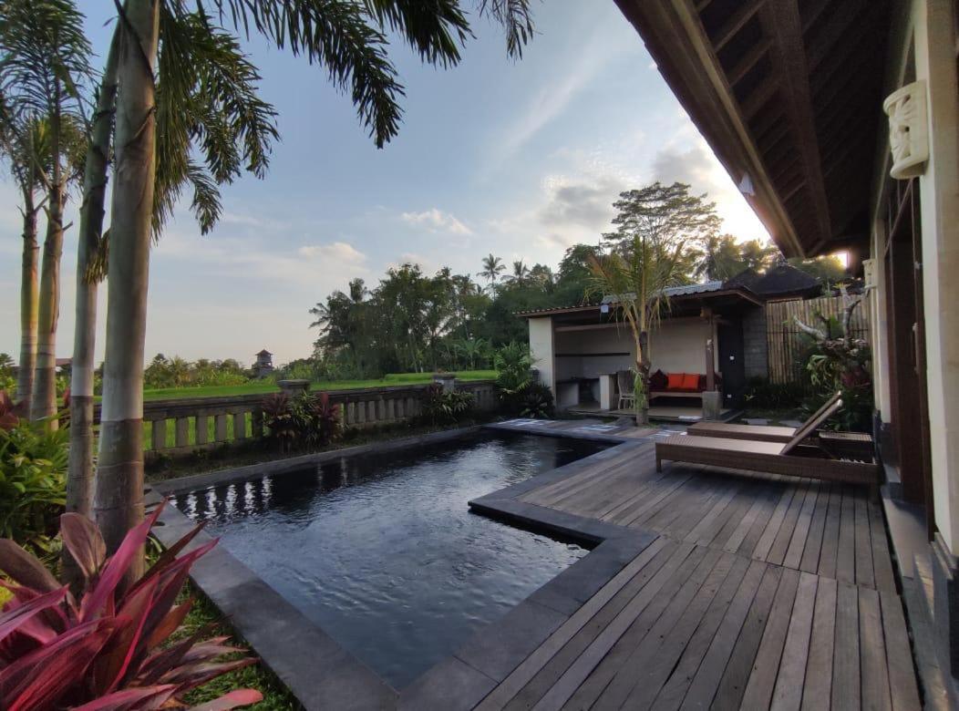 Anggarakasih Ubud Villa מראה חיצוני תמונה